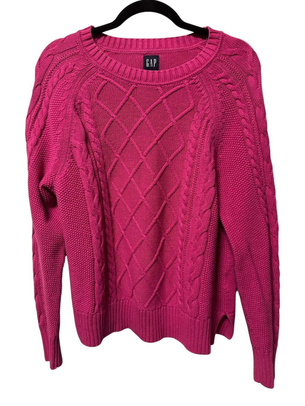 Gap women’s cable-knit sweater